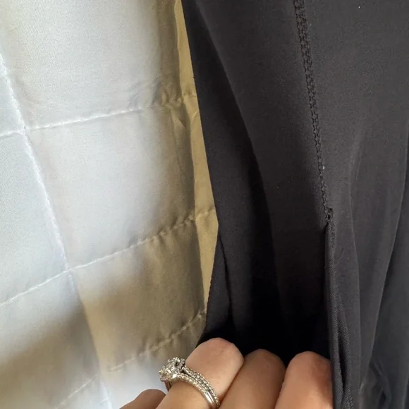 American Eagle Outfitters Sleek Black Leggings - Picture 3 of 5